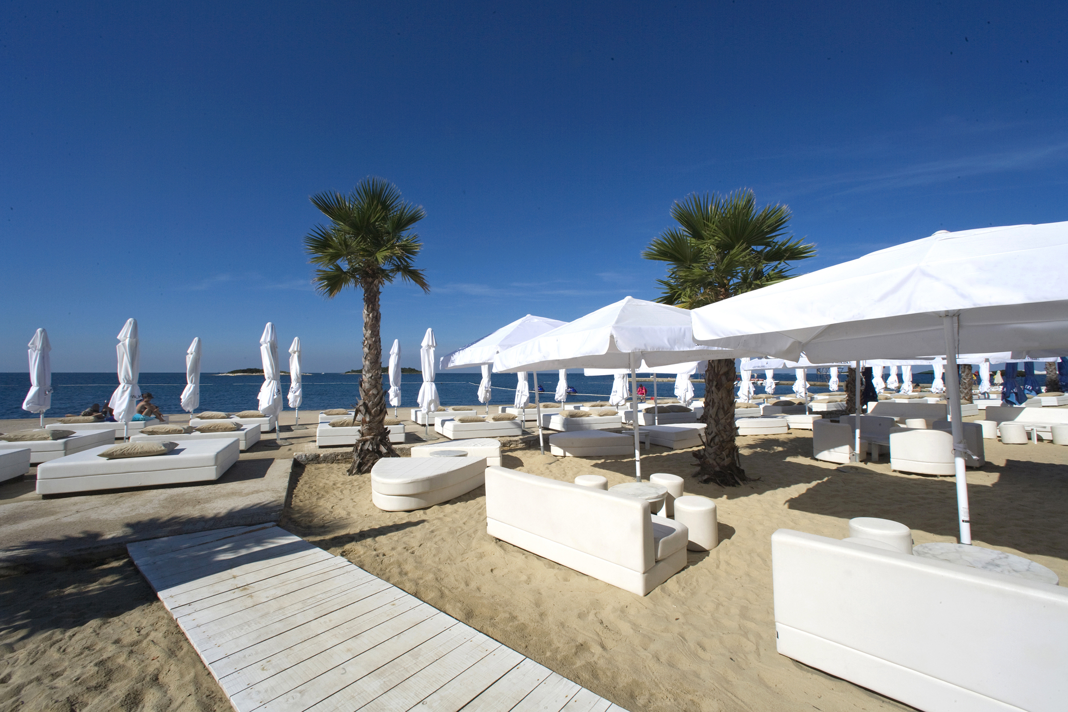 Hotel Delfin Plava Laguna Beach
